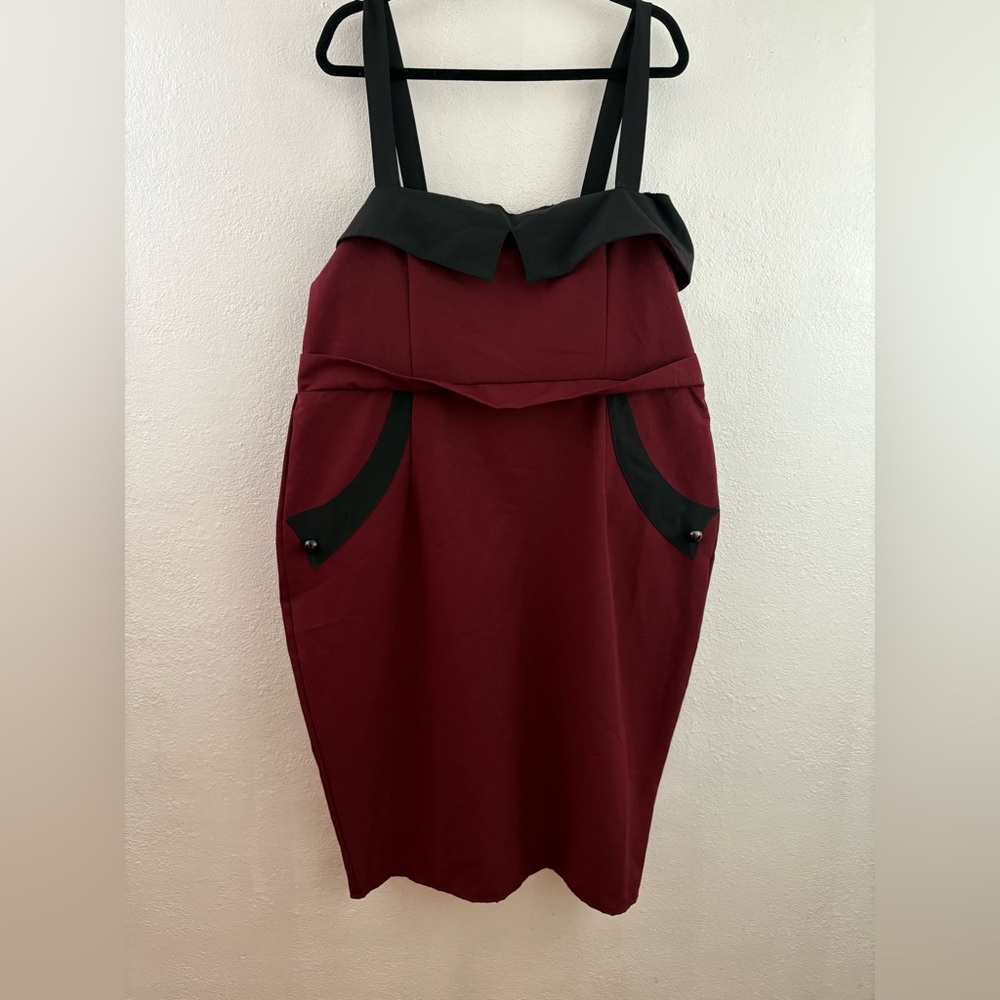Queen of Heartz burgundy and black Rachel Peter Pan collar dress size 22